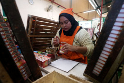 PT Wismilak Inti Makmur Tbk kembali mencatatkan namanya dalam Museum Rekor Dunia Indonesia (MURI).