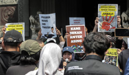 Aksi damai sebagai bentuk penolakan terhadap pelabelan "londo ireng" kepada jurnalis yang dinilai merendahkan profesi pers sekaligus mengancam kebebasan pers dan demokrasi.