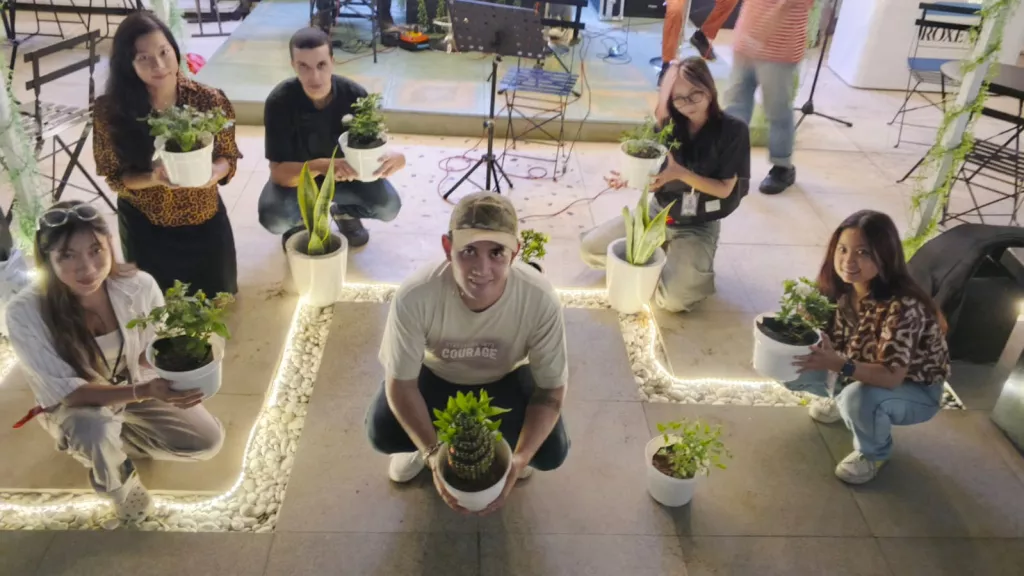 Pop Up Market Gerakan Peduli Lingkungan Hanaka Social Space Surabaya