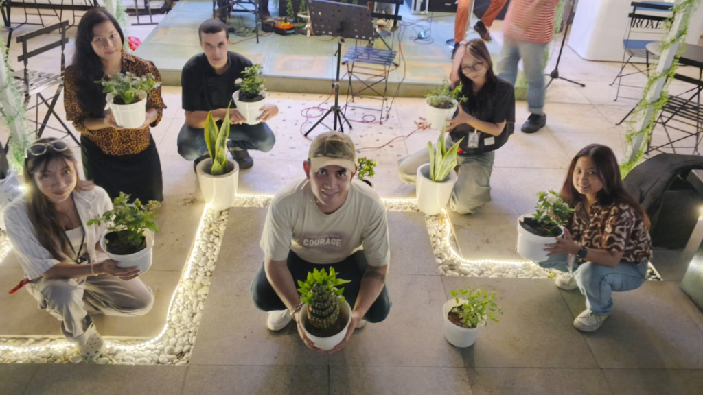 Pop Up Market Gerakan Peduli Lingkungan Hanaka Social Space Surabaya